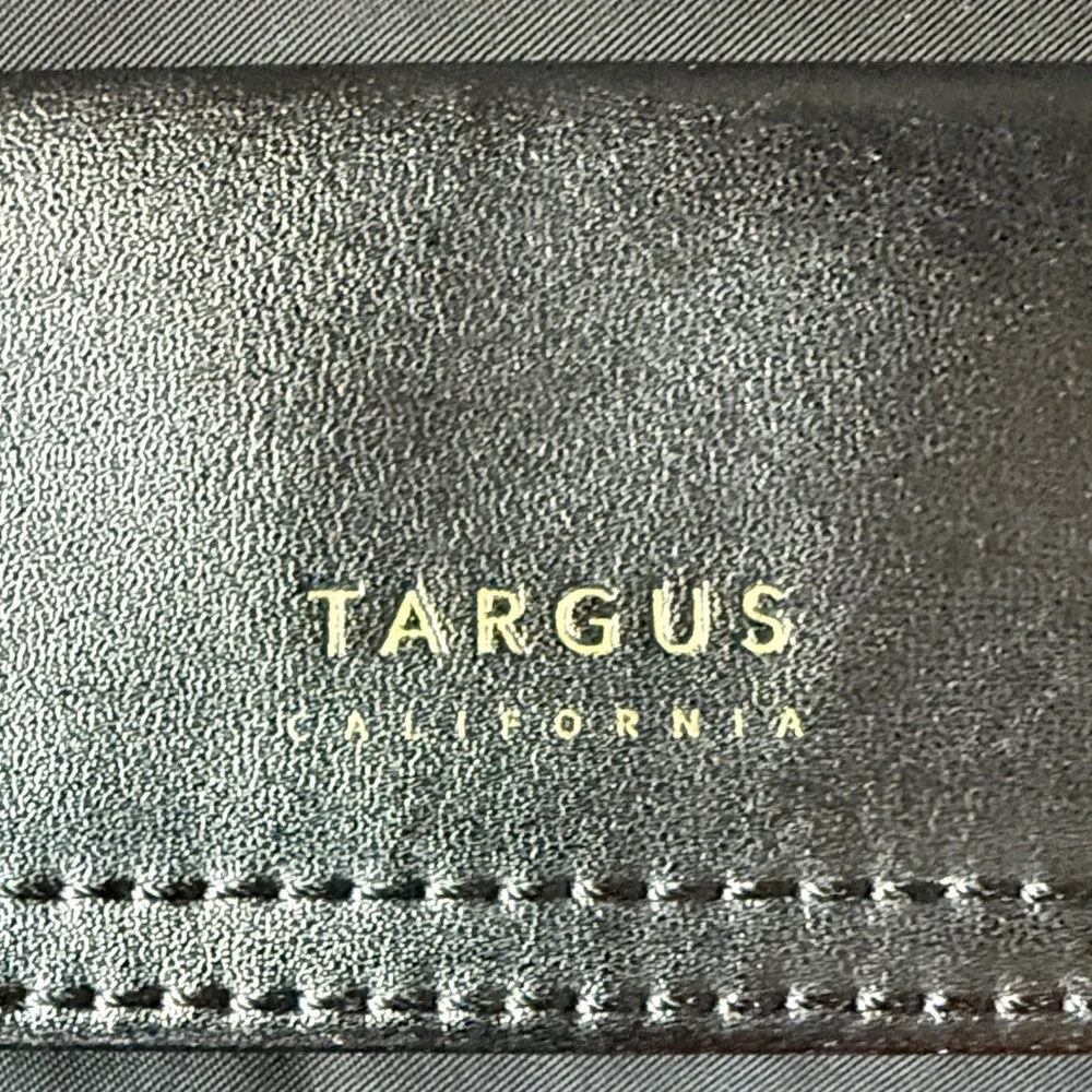 Targus California Black Women's Tote Backpack Office Casual School